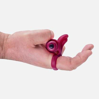 Screaming O You-Turn Finger Vibrator On Hand
