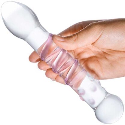 Glas Spiral Staircase Glass Dildo Held In Hand
