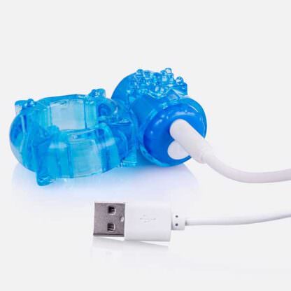 Screaming O Charged BigO Vibrating Cock Ring Laying Down