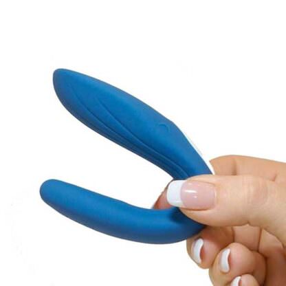 Satisfyer Partner Whale Couple's Vibrator Held In Hand