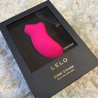 Sona 2 Cruise Sonic Clitoral Stimulator Packaging