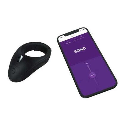 We-Vibe Bond Wearable Vibrating Ring and Smartphone