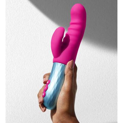 FemmeFunn Essenza Rabbit Vibrator Held In Hand