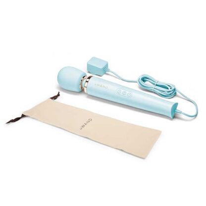 Le Wand Plug-In Vibrating Massager and Storage Bag