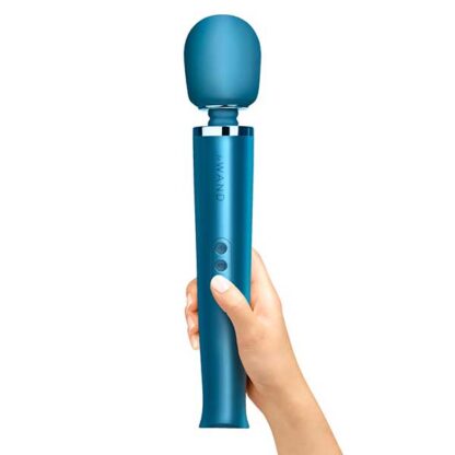 Le Wand Rechargeable Vibrating Massager Blue