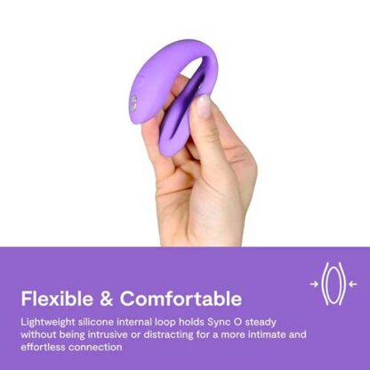 We-Vibe Sync O Couple's Vibrator Held In Hand 1