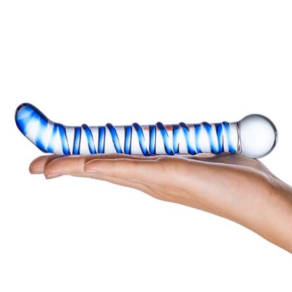 Glas Mr. Swirly 6.5 G-Spot Glass Dildo Held In Palm Of Hand