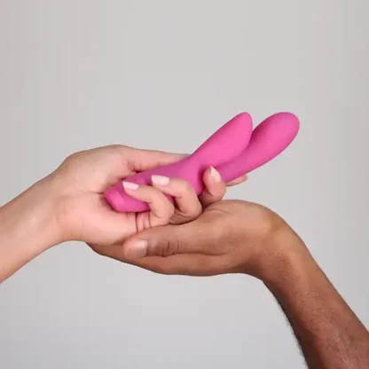 Je Joue Hera Rabbit Vibrator Held In Hand